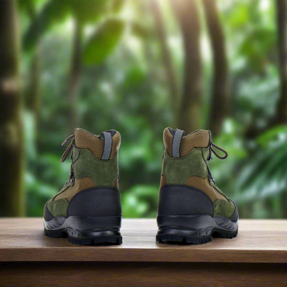 Hiking boots 550 Green / Olive - Aurora Corner Shop